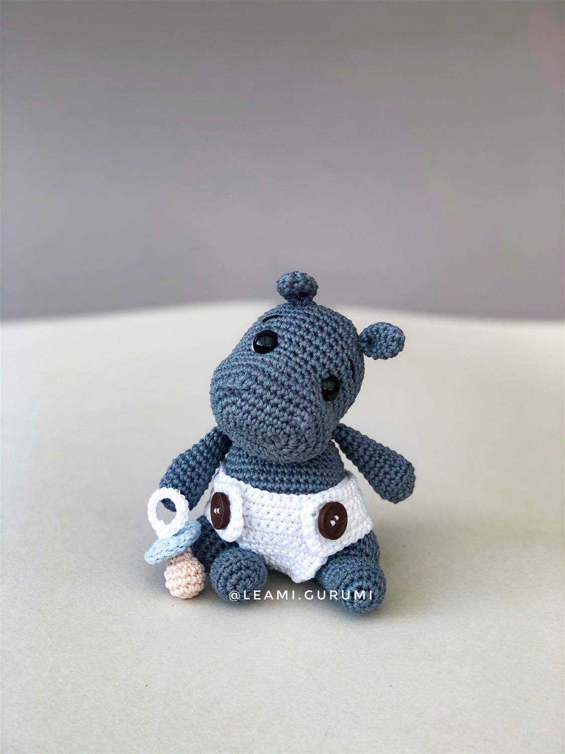 Häkelset Hippo Hena Baumwolle ca. 15 cm grau, DIY Paket